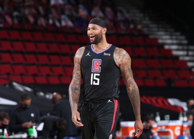 两端给予球 两端给予球