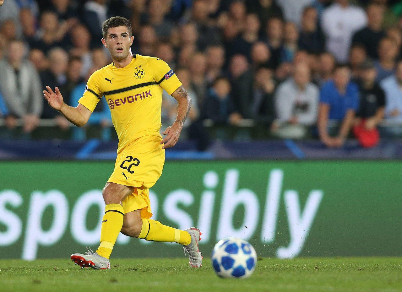 选手必须在 选手必须在